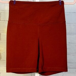 Yogalicious High-Waisted Rust Bike Shorts